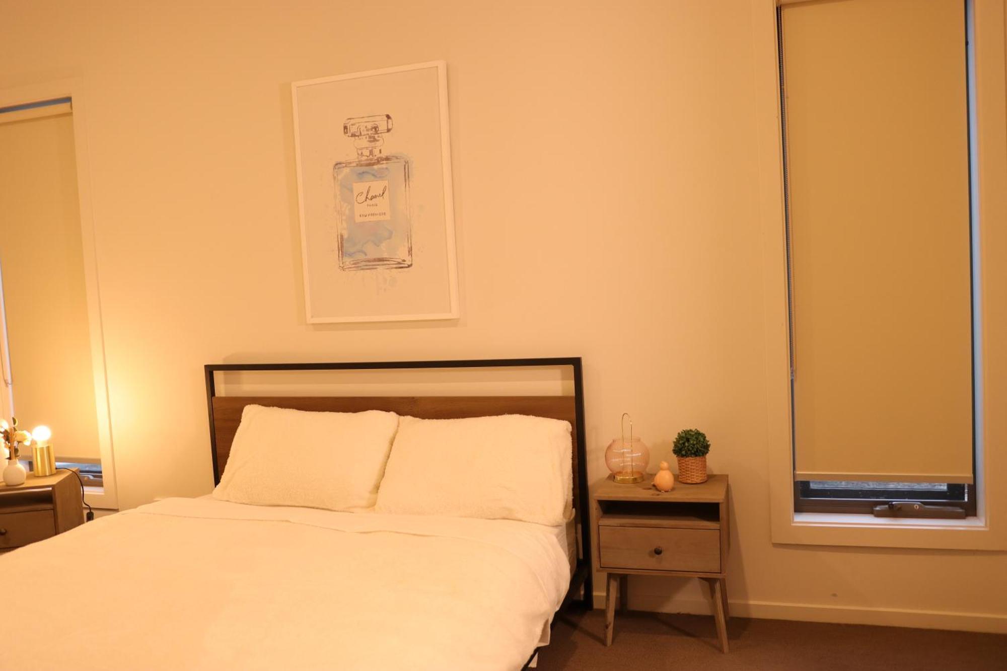 Melbourne Holiday House For 15 Peoples In Sanctuary Lake Point Cook Eksteriør bilde
