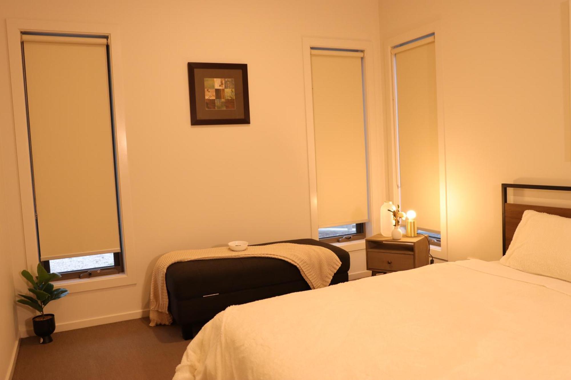 Melbourne Holiday House For 15 Peoples In Sanctuary Lake Point Cook Eksteriør bilde