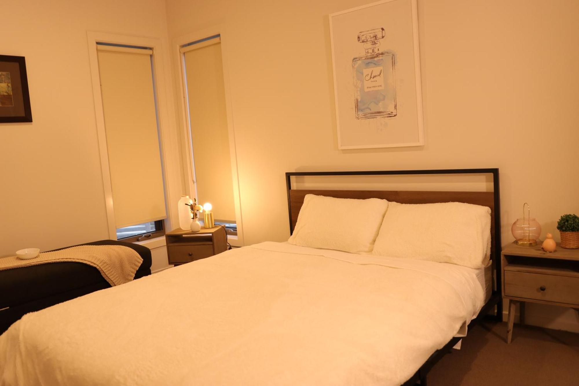 Melbourne Holiday House For 15 Peoples In Sanctuary Lake Point Cook Eksteriør bilde