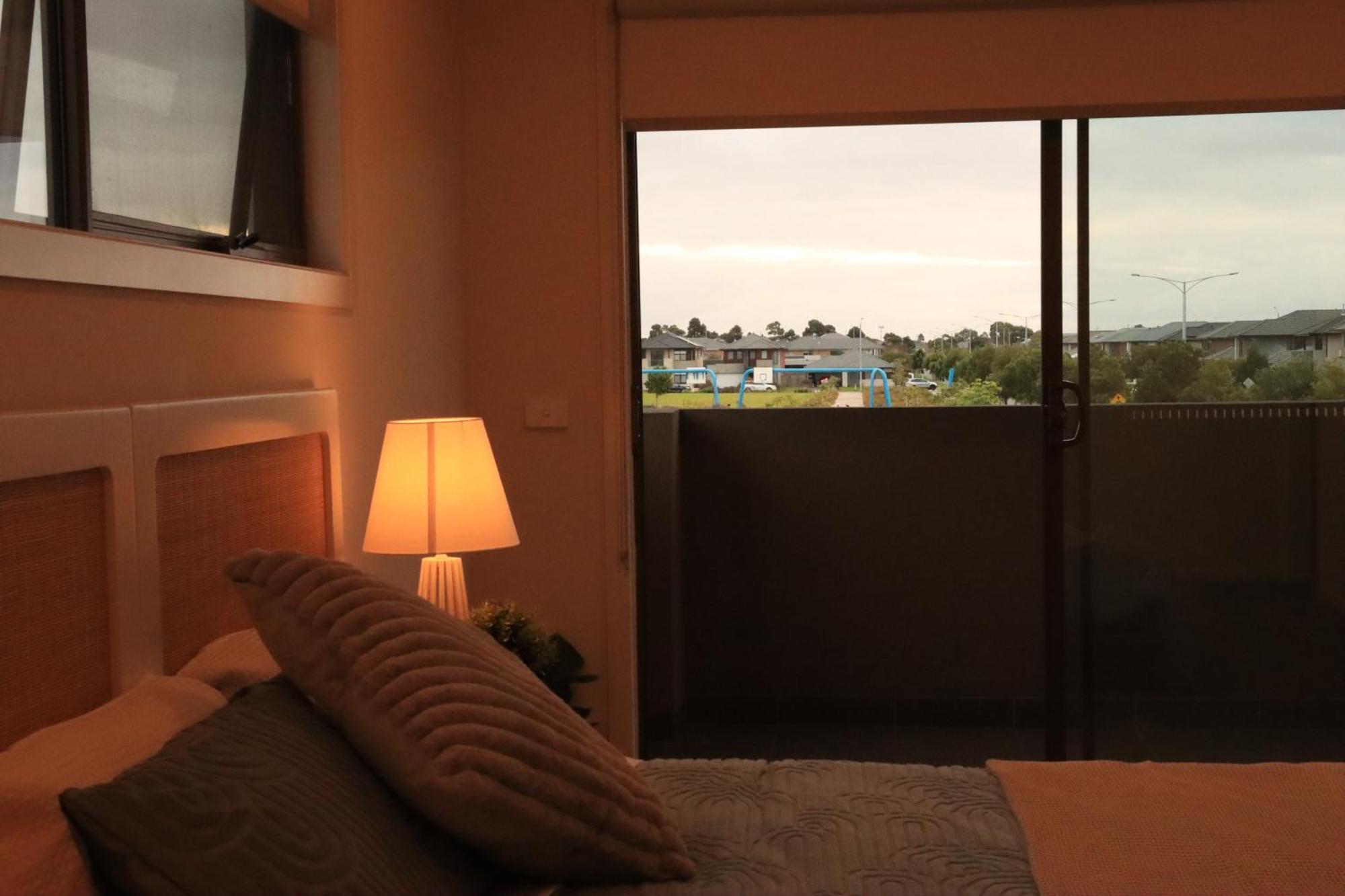 Melbourne Holiday House For 15 Peoples In Sanctuary Lake Point Cook Eksteriør bilde