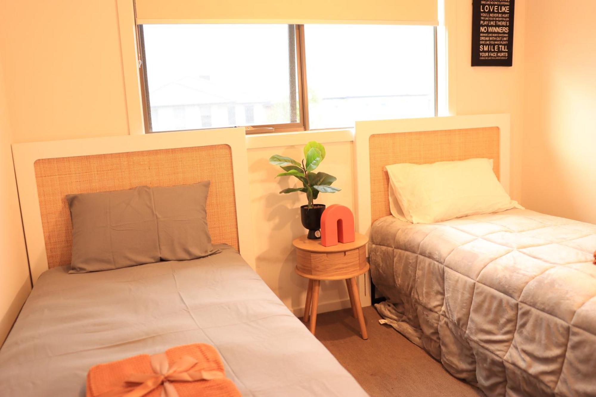 Melbourne Holiday House For 15 Peoples In Sanctuary Lake Point Cook Eksteriør bilde