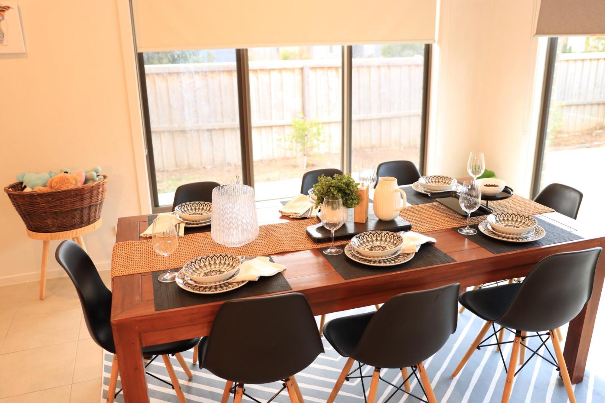 Melbourne Holiday House For 15 Peoples In Sanctuary Lake Point Cook Eksteriør bilde