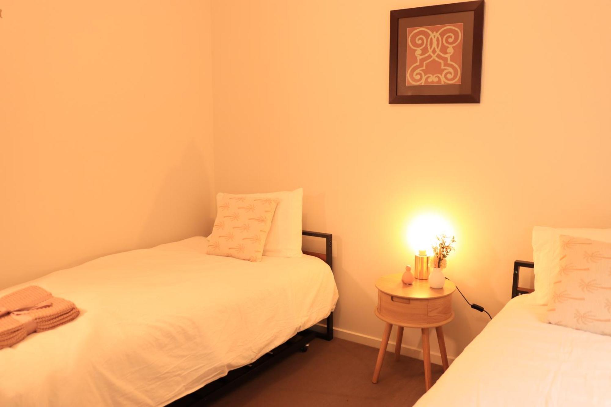 Melbourne Holiday House For 15 Peoples In Sanctuary Lake Point Cook Eksteriør bilde