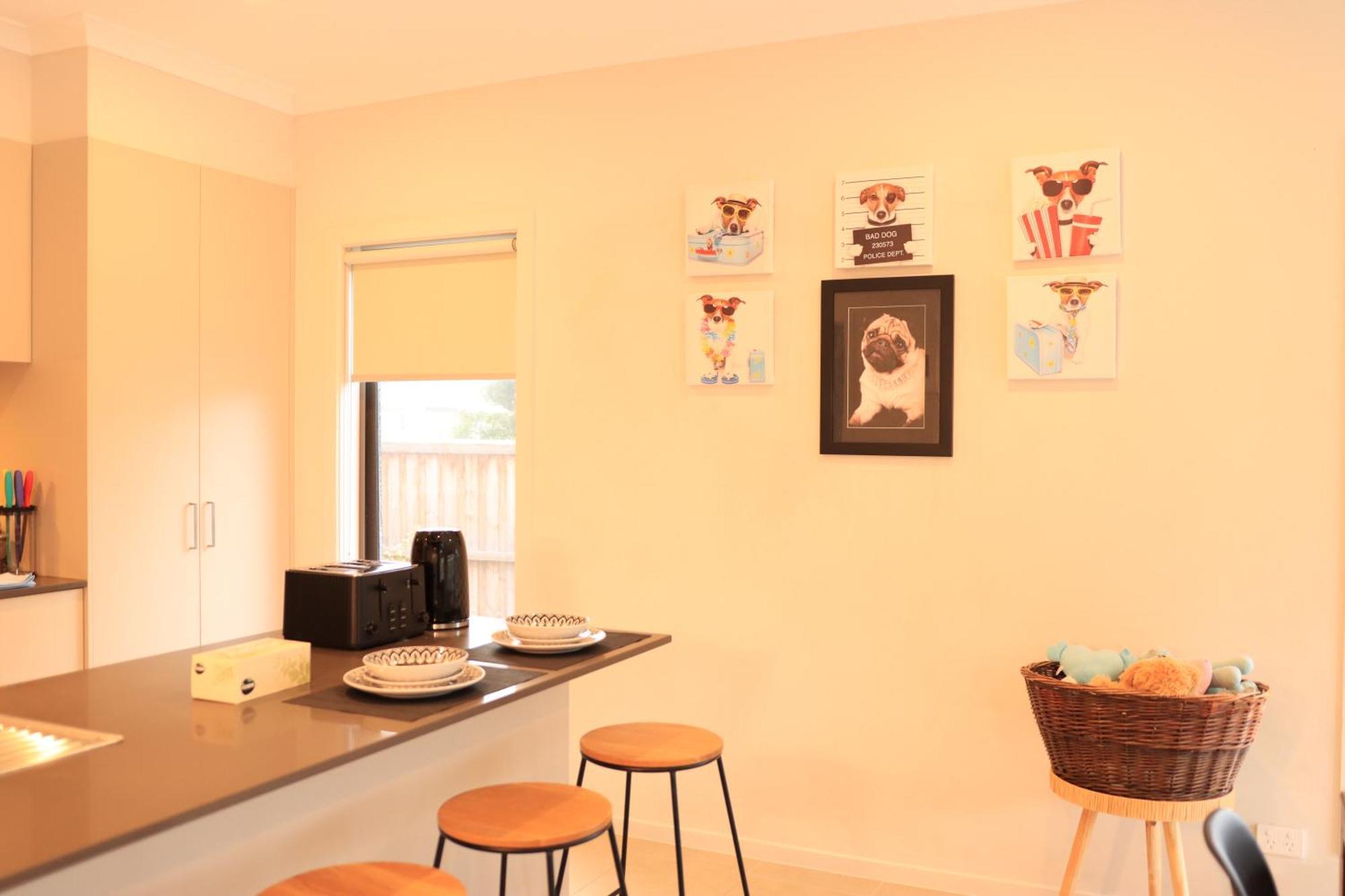 Melbourne Holiday House For 15 Peoples In Sanctuary Lake Point Cook Eksteriør bilde